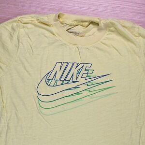 Nike Tee Shirt Women Small Yellow Graphic Logo Short Sleeve Casual DB9725-712